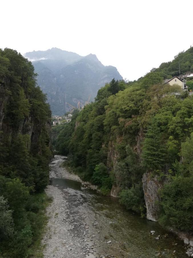 La Casetta Del Ponte Crevoladossola ภายนอก รูปภาพ